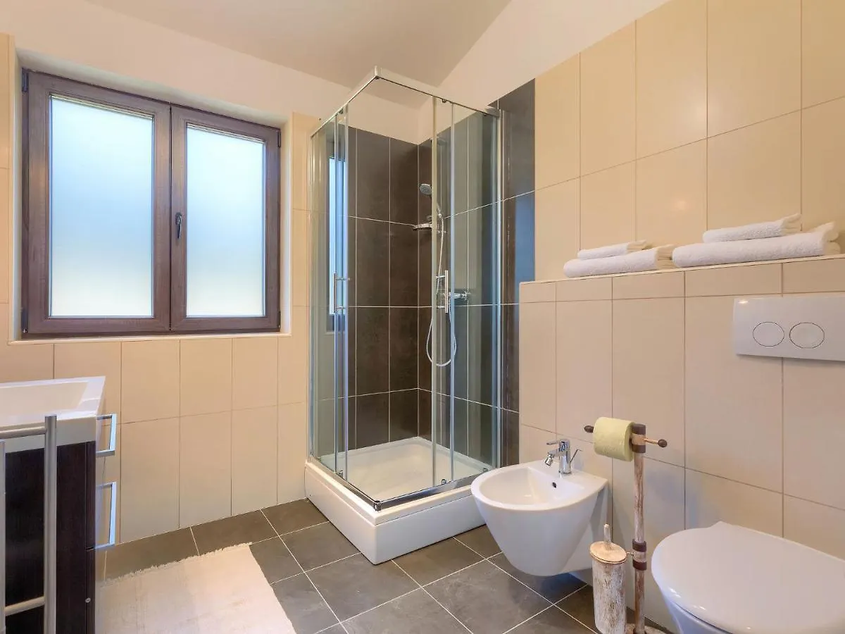 Holiday Home Andrea - Pul463 By Interhome Sisan