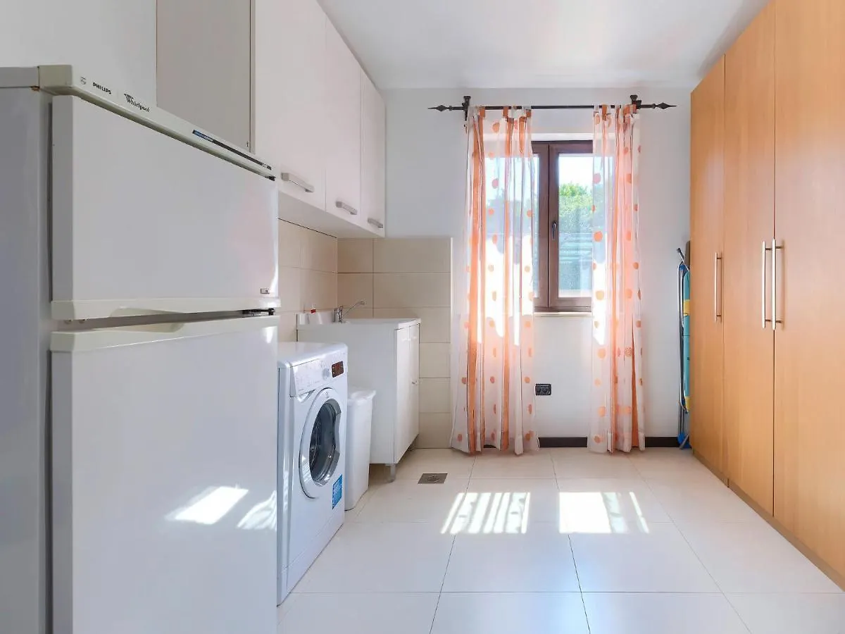 Holiday Home Andrea - Pul463 By Interhome Sisan Croatia