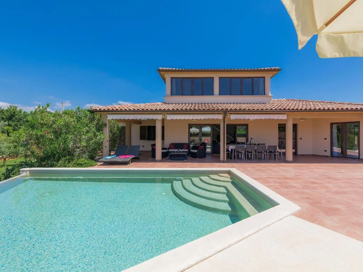 Šišan Holiday Home Andrea - Pul463 By Interhome 0*,  קרואטיה