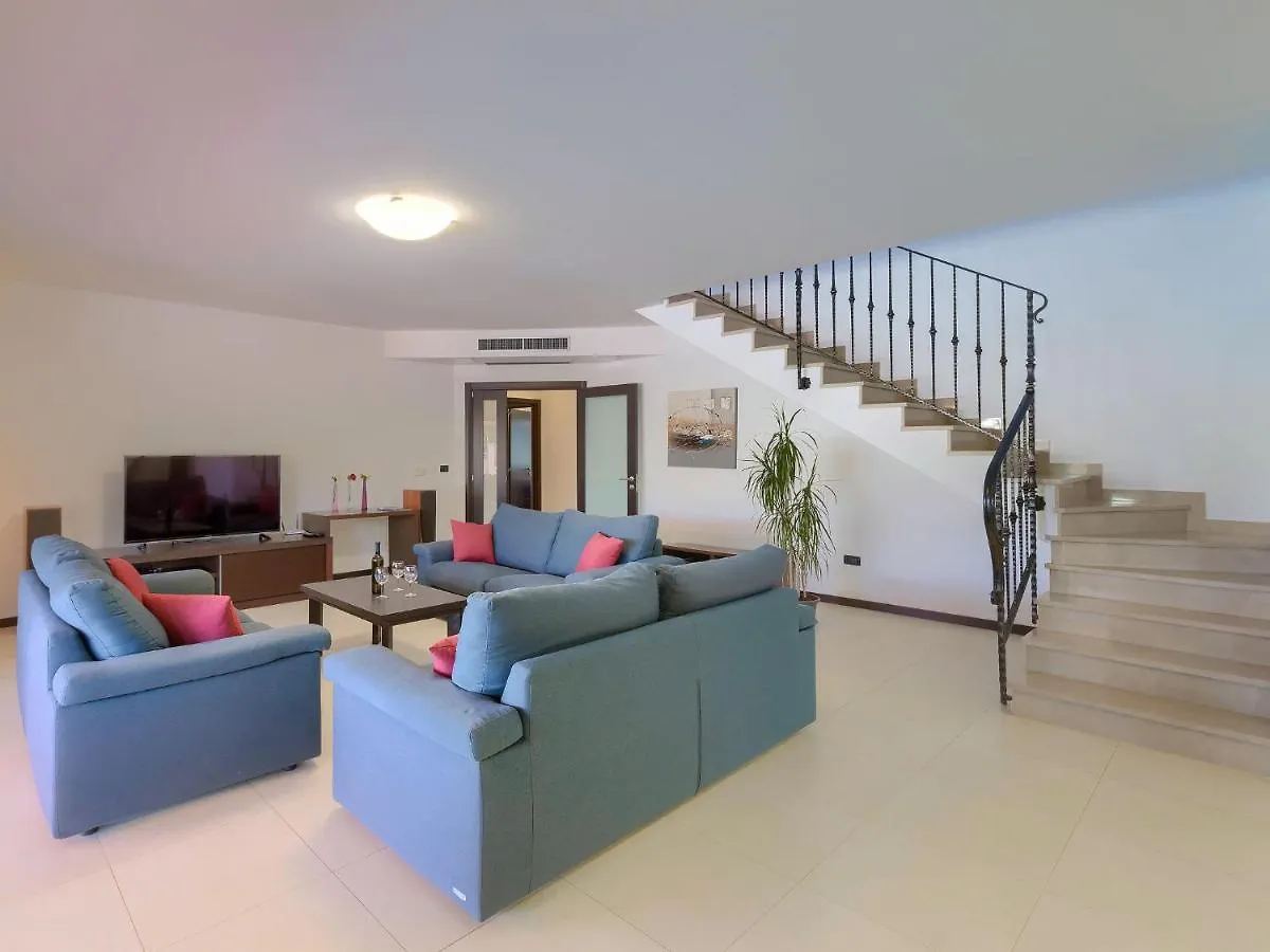 Šišan Holiday Home Andrea - Pul463 By Interhome