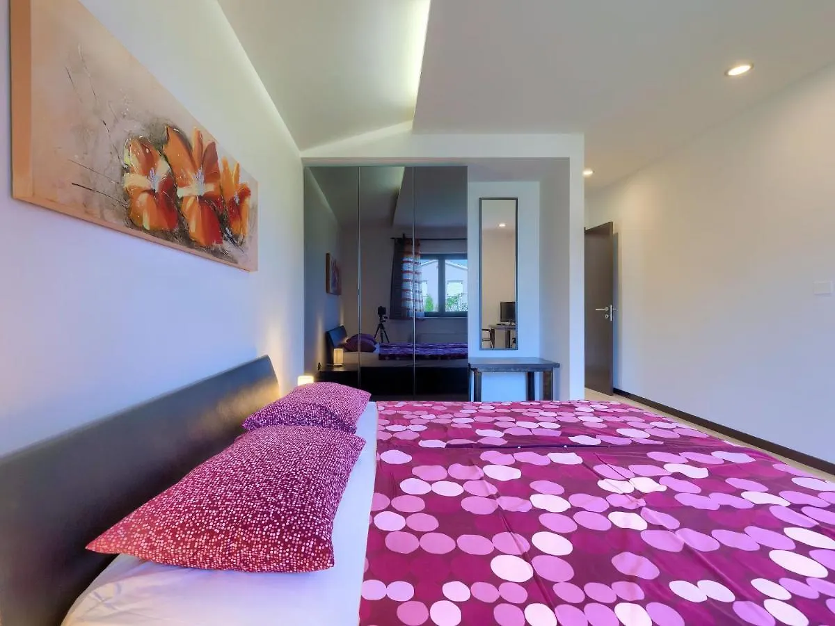 Holiday Home Andrea - Pul463 By Interhome Sisan